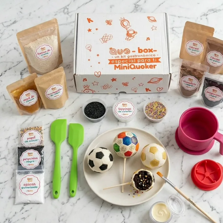 Quo-box de Quoking con ingredientes, utensilios y recetas para cocinar con niños